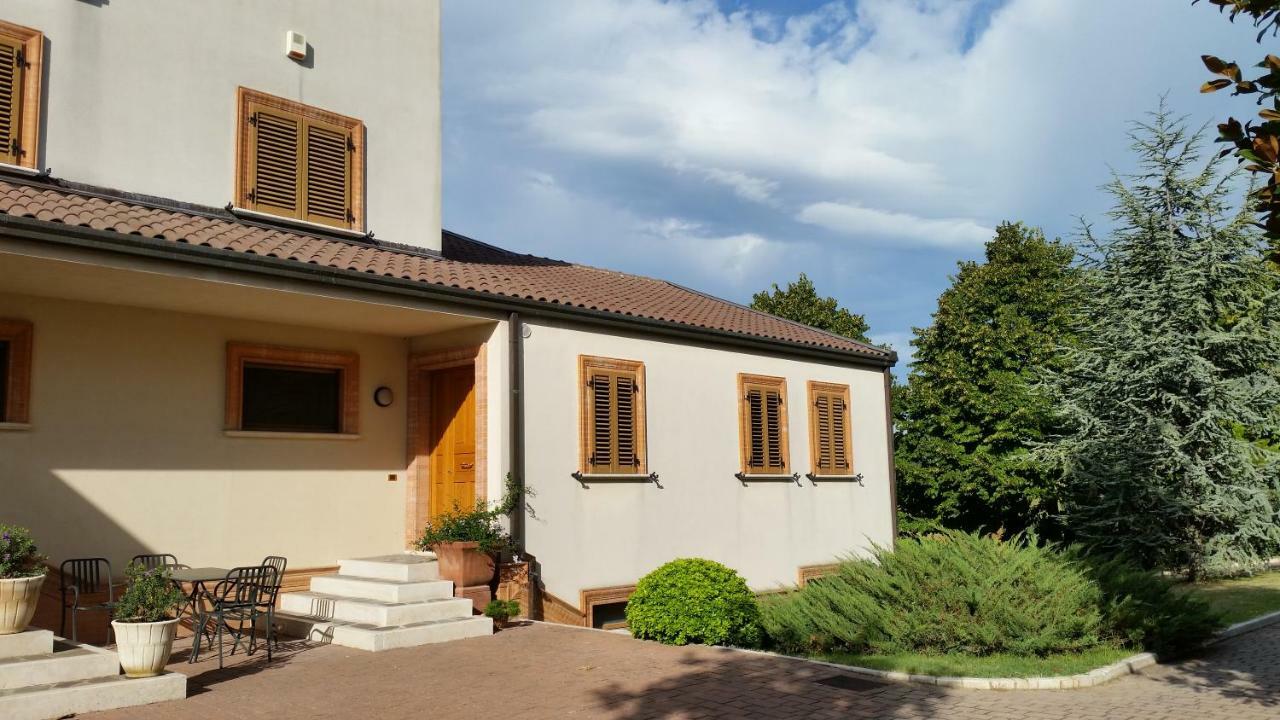 Il Mandorlo B&B Civitanova Alta Exterior photo